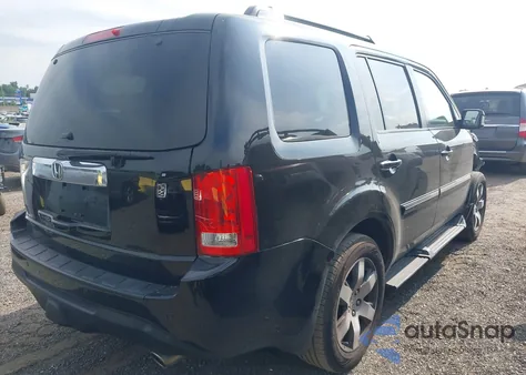 2013 Honda Pilot Touring z USA, uszkodzony, nr VIN 5FNYF4H97DB077712